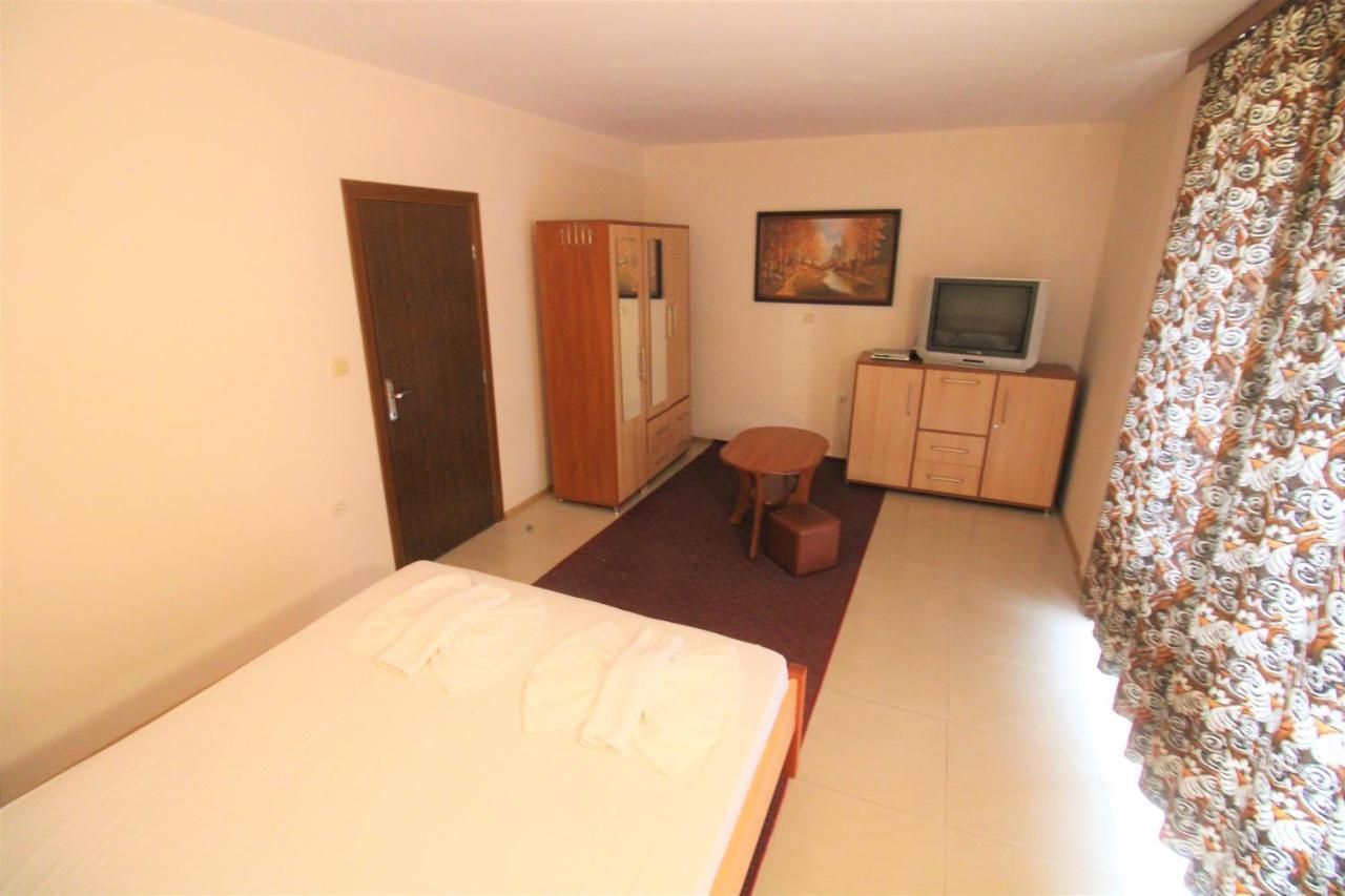 Eden - Menada Apartments Sunny Beach Exterior photo